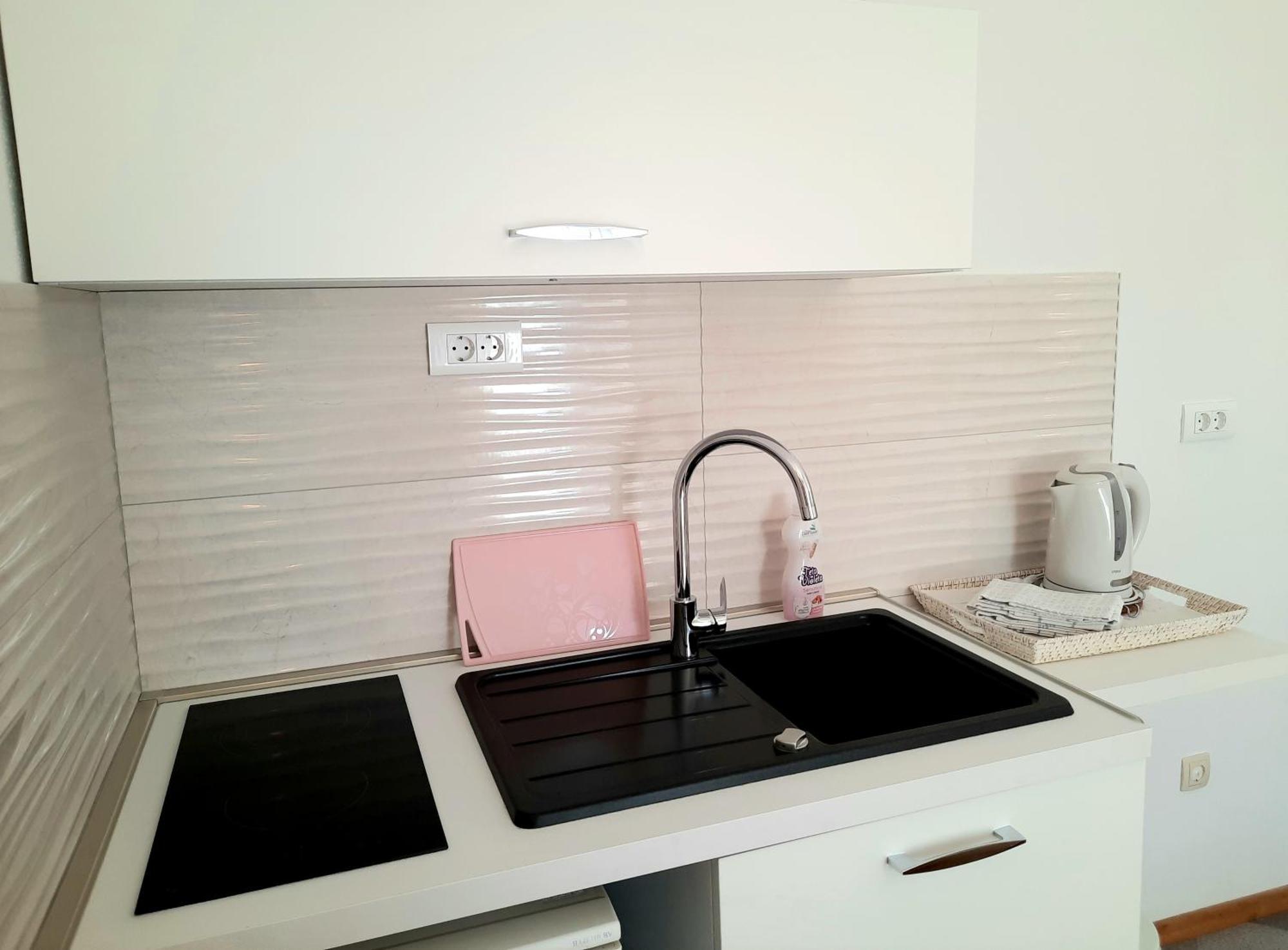 Studio Apartments Regina Bol Room photo